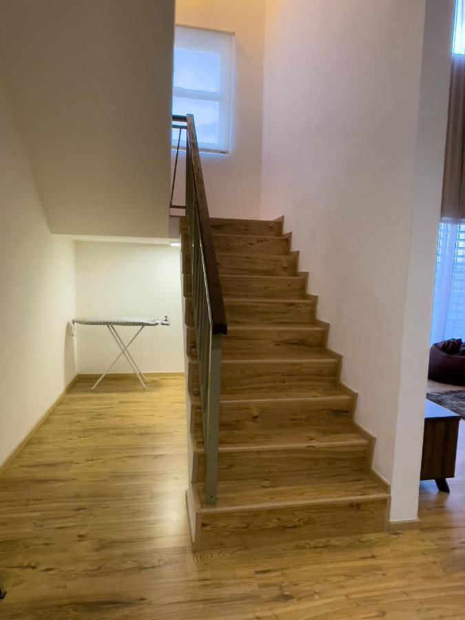 Paradise Penthouse 5 Bedrooms 5 Bathrooms Apartment *